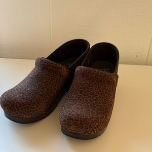 Dansko Brown Leopard Print Mules